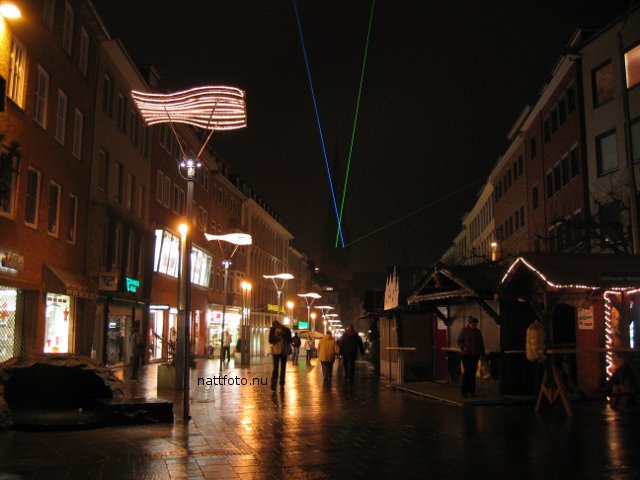 Breite Straße, Lübeck: Kyrktorn och laser